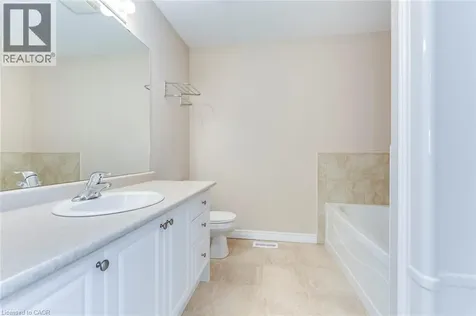 2340 Whistling Springs Crescent Oakville ON L6M 0C3