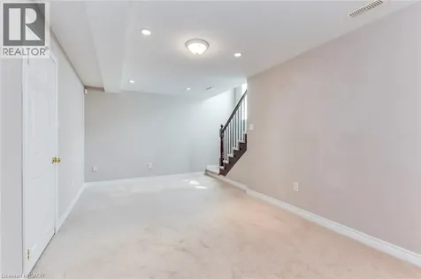 2340 Whistling Springs Crescent Oakville ON L6M 0C3