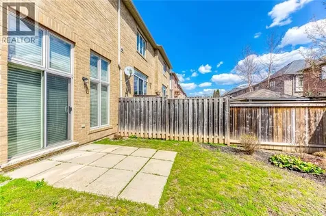 2340 Whistling Springs Crescent Oakville ON L6M 0C3