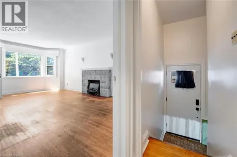 135 Wexford Avenue South Hamilton ON L8K 2N9