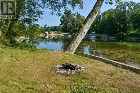 103 Sunnidale Road South Wasaga Beach ON L9Z 2S9