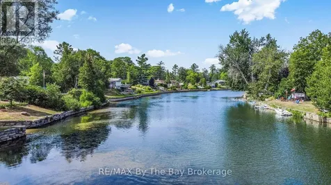 103 Sunnidale Road South Wasaga Beach ON L9Z 2S9