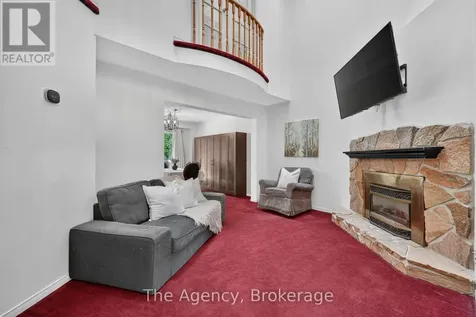 97 Shoreline Drive Bracebridge ON P1L 1Z4