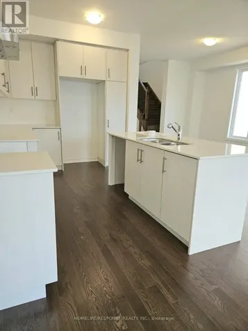 16 West Oak Trail Barrie ON L9J 0L1