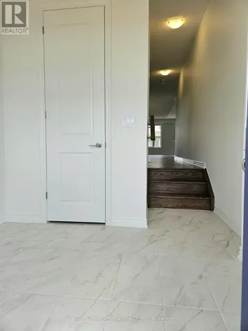 16 West Oak Trail Barrie ON L9J 0L1
