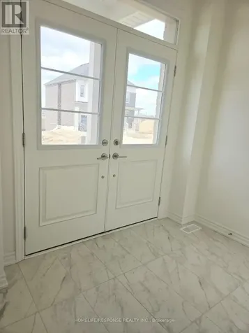 16 West Oak Trail Barrie ON L9J 0L1