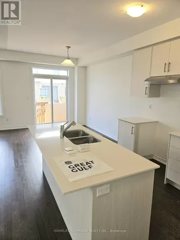 16 West Oak Trail Barrie ON L9J 0L1