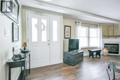 101 Linden Lane Innisfil ON L9S 1N3