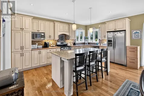 14 Apple Blossom Drive Augusta ON K6V 5T1