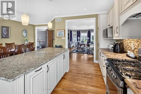14 Apple Blossom Drive Augusta ON K6V 5T1
