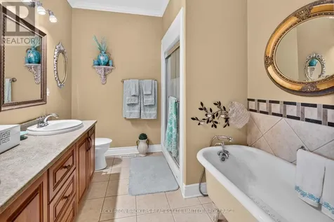 14 Apple Blossom Drive Augusta ON K6V 5T1