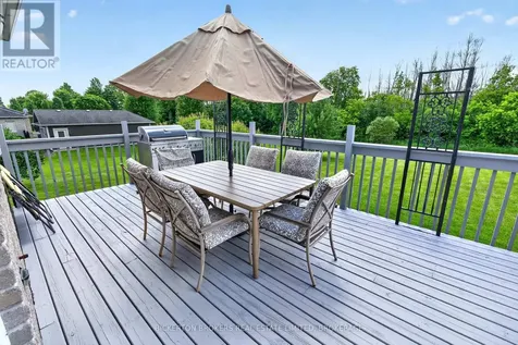 14 Apple Blossom Drive Augusta ON K6V 5T1