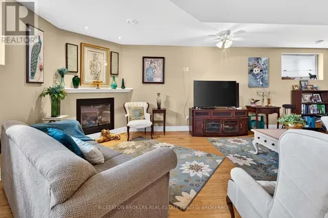 14 Apple Blossom Drive Augusta ON K6V 5T1