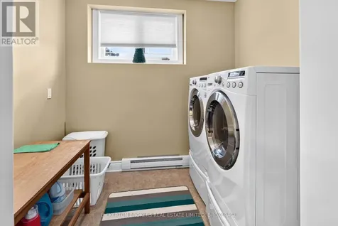 14 Apple Blossom Drive Augusta ON K6V 5T1