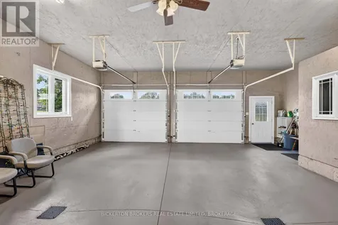 14 Apple Blossom Drive Augusta ON K6V 5T1
