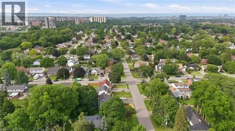 29 Second Street North Stoney Creek ON L8G 1Y8
