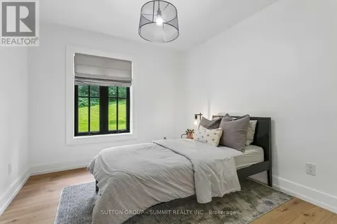 1315 Britannia Road Burlington ON L7P 0E7