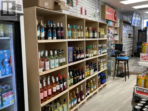 1263 Mosley Street Wasaga Beach ON L9Z 2Y7