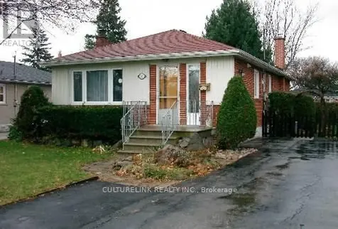 30 Rockport Crescent Richmond Hill (crosby) ON L4C 2L6