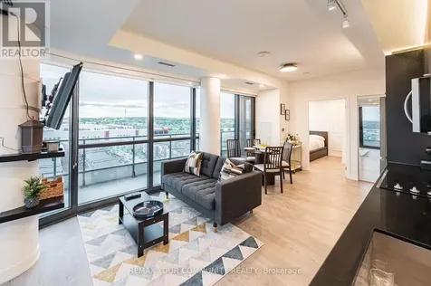120 Eagle Rock Way Vaughan ON L6A 5C2
