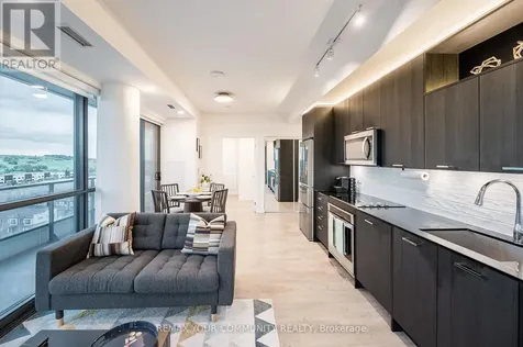 120 Eagle Rock Way Vaughan ON L6A 5C2