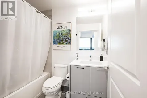 120 Eagle Rock Way Vaughan ON L6A 5C2