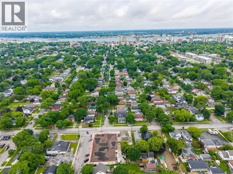 478 Cromwell Street Sarnia ON N7T 3Z1
