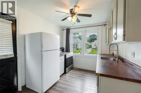 478 Cromwell Street Sarnia ON N7T 3Z1