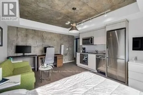105 Champagne Avenue South Ottawa ON K1S 4P3
