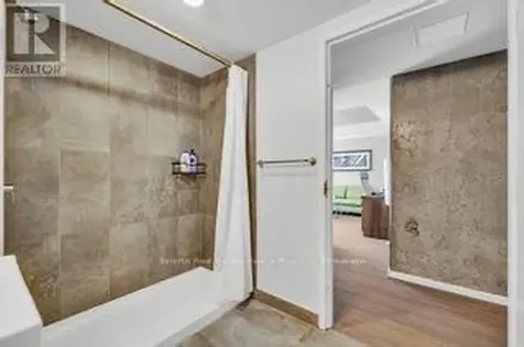 105 Champagne Avenue South Ottawa ON K1S 4P3