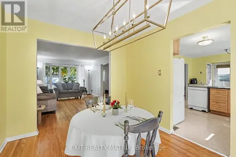 18 Highpark Crescent Ottawa ON K1B 3G8