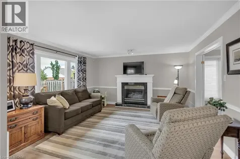 75 Banbury Drive Ancaster ON L9K 1H8