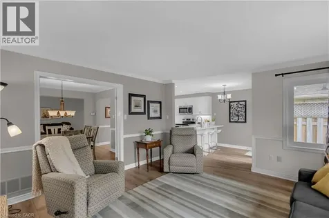 75 Banbury Drive Ancaster ON L9K 1H8