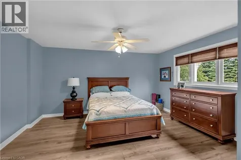 75 Banbury Drive Ancaster ON L9K 1H8