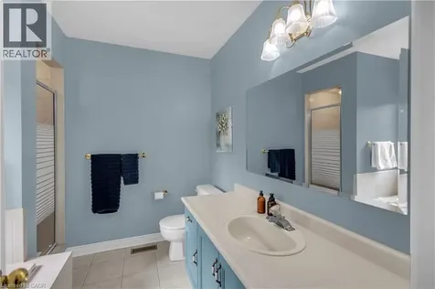 75 Banbury Drive Ancaster ON L9K 1H8