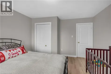 75 Banbury Drive Ancaster ON L9K 1H8