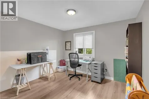 75 Banbury Drive Ancaster ON L9K 1H8