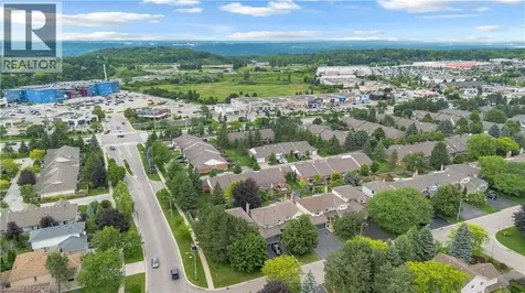 75 Banbury Drive Ancaster ON L9K 1H8