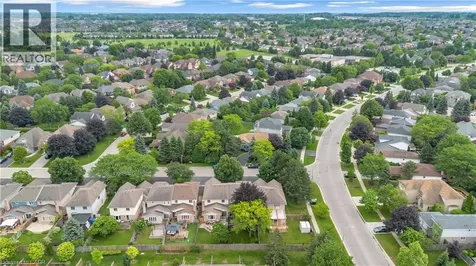 75 Banbury Drive Ancaster ON L9K 1H8