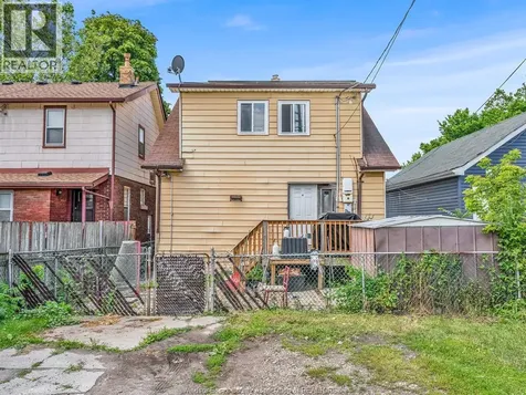 1084 Hickory Windsor ON N8Y 3S1