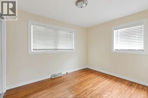3162 Avondale Windsor ON N9E 1X3