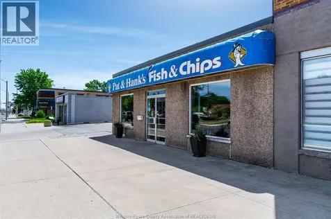 3163 Tecumseh Road East Windsor ON N8W 1G9