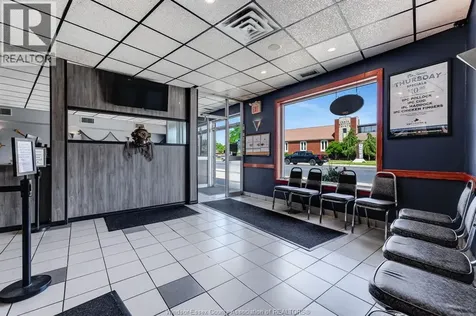 3163 Tecumseh Road East Windsor ON N8W 1G9