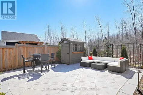 132 Yellow Birch Crescent Blue Mountains ON L9Y 0Y5