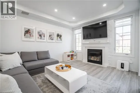 80 Montreal Circle Stoney Creek ON L8E 0C9