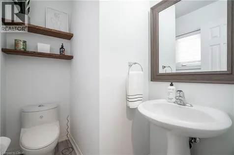 80 Montreal Circle Stoney Creek ON L8E 0C9
