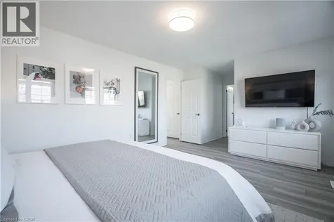80 Montreal Circle Stoney Creek ON L8E 0C9