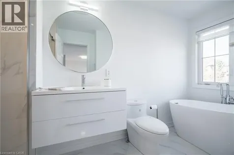 80 Montreal Circle Stoney Creek ON L8E 0C9