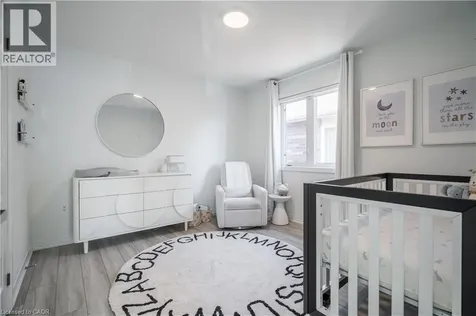 80 Montreal Circle Stoney Creek ON L8E 0C9