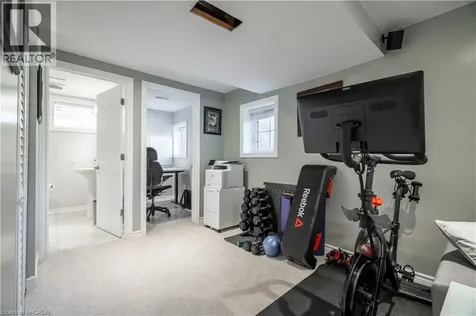 80 Montreal Circle Stoney Creek ON L8E 0C9